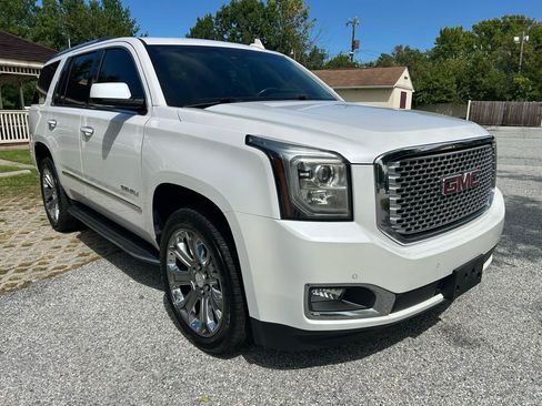 Used 2016 GMC Yukon Denali w/ Open Road Package AWD/4WD image 3