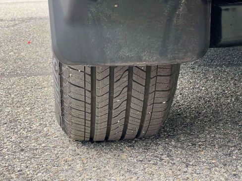 Used 2026 Toyota Highlander XLE AWD/4WD image 10