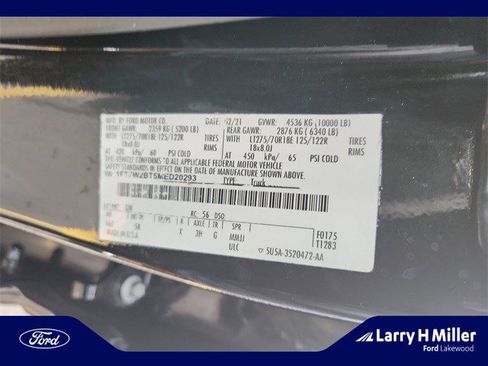 Used 2021 Ford F250 Lariat w/ Chrome Package image 24