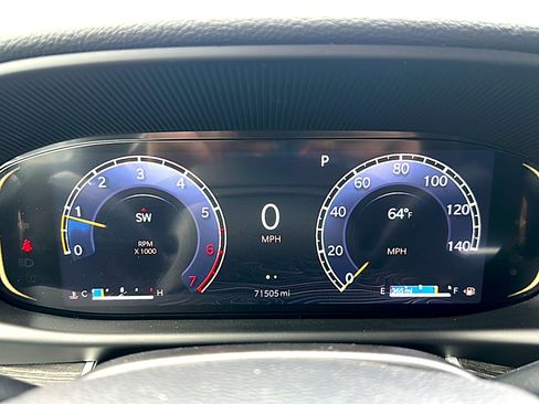 Used 2024 Jeep Wagoneer L Series II image 27