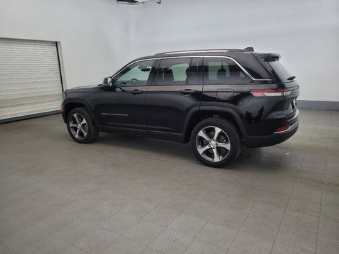 Used 2022 Jeep Grand Cherokee Limited 4xe w/ Luxury Tech Group II AWD/4WD image 3