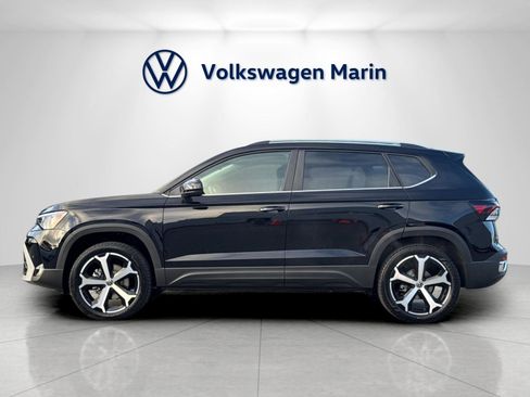 New 2026 Volkswagen Taos SEL image 2
