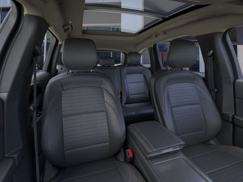 New 2026 Lincoln Nautilus Reserve w/ Jet Appearance Package image 10