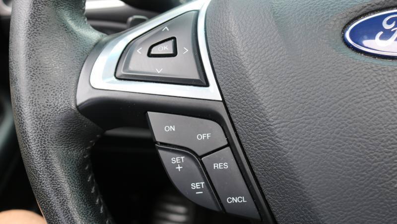 Used 2015 Ford Edge SEL w/ Equipment Group 201A AWD/4WD image 10