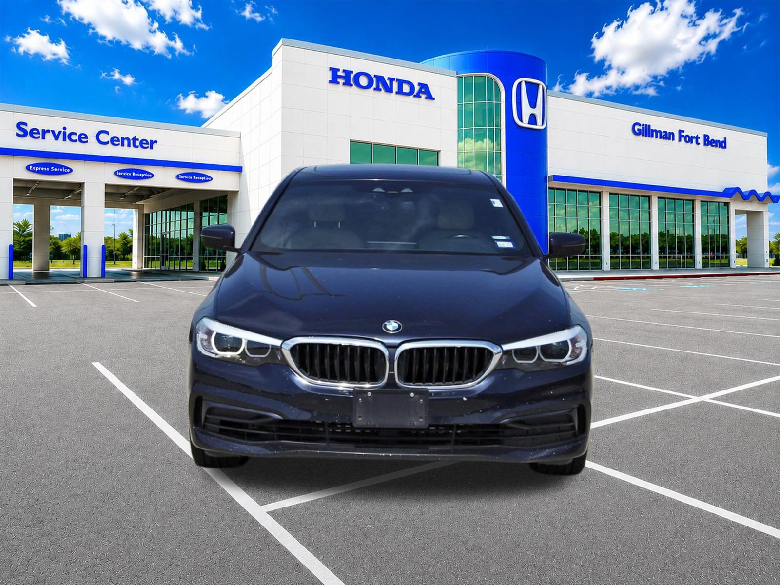 Used 2019 BMW 530e w/ Convenience Package RWD image 2