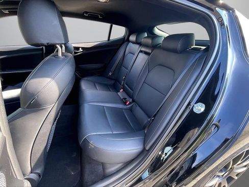 Used 2023 Kia Stinger GT-Line w/ Sun & Sound Package RWD image 24