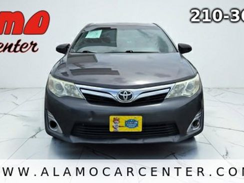Used 2013 Toyota Camry XLE FWD image 8