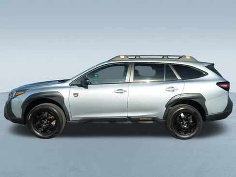 Used 2022 Subaru Outback Wilderness image 4