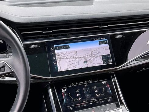 Used 2024 Audi Q7 3.0T Premium Plus image 9