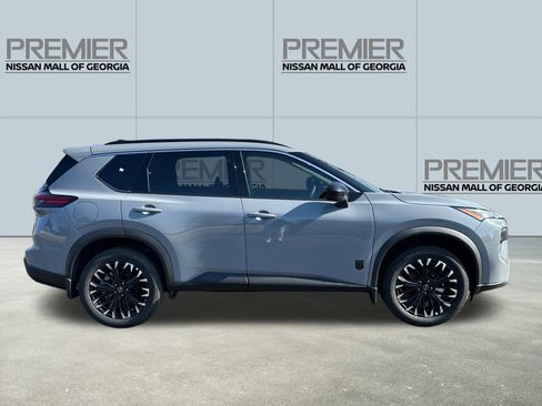 New 2026 Nissan Rogue SV image 4