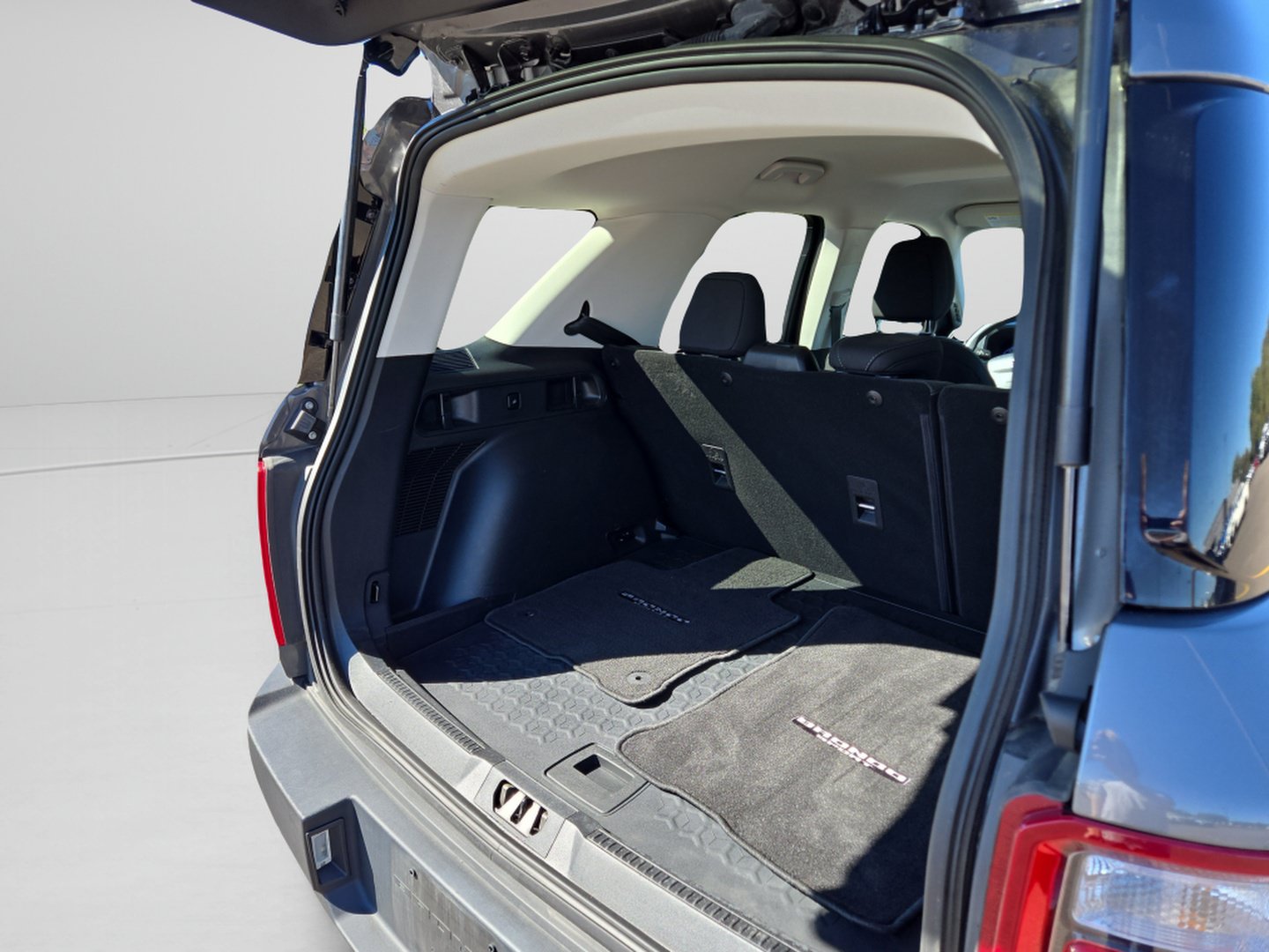 Used 2023 Ford Bronco Sport Big Bend AWD/4WD image 9