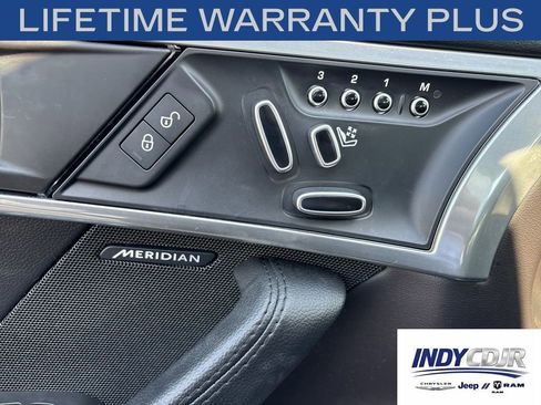 Used 2020 Jaguar F-TYPE R-Dynamic AWD/4WD image 16