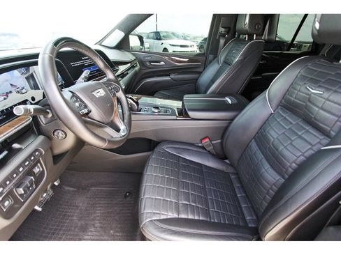 Certified 2024 Cadillac Escalade Sport Platinum w/ LPO, ONYX Package AWD/4WD image 6
