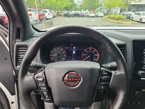Used 2022 Nissan Frontier Pro-X RWD image 22