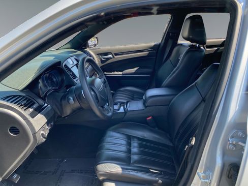 Used 2023 Chrysler 300 S image 9