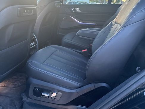 Used 2020 BMW X7 xDrive40i w/ M Sport Package image 8