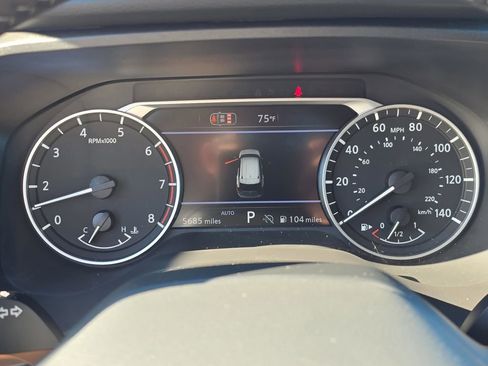 Used 2026 Nissan Rogue SV w/ SV Premium Package image 27