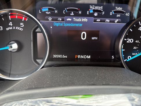 Used 2022 Ford F250 Lariat w/ Lariat Ultimate Package image 16