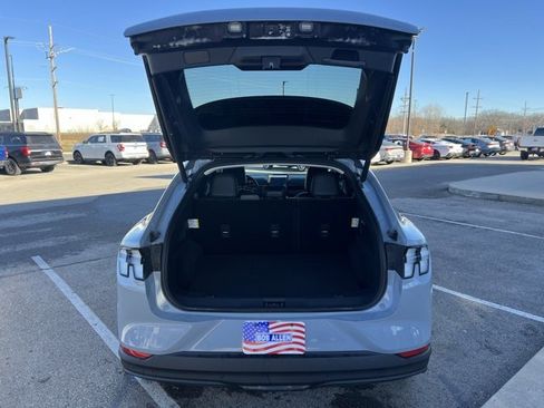 Used 2025 Ford Mustang Mach-E Premium image 5