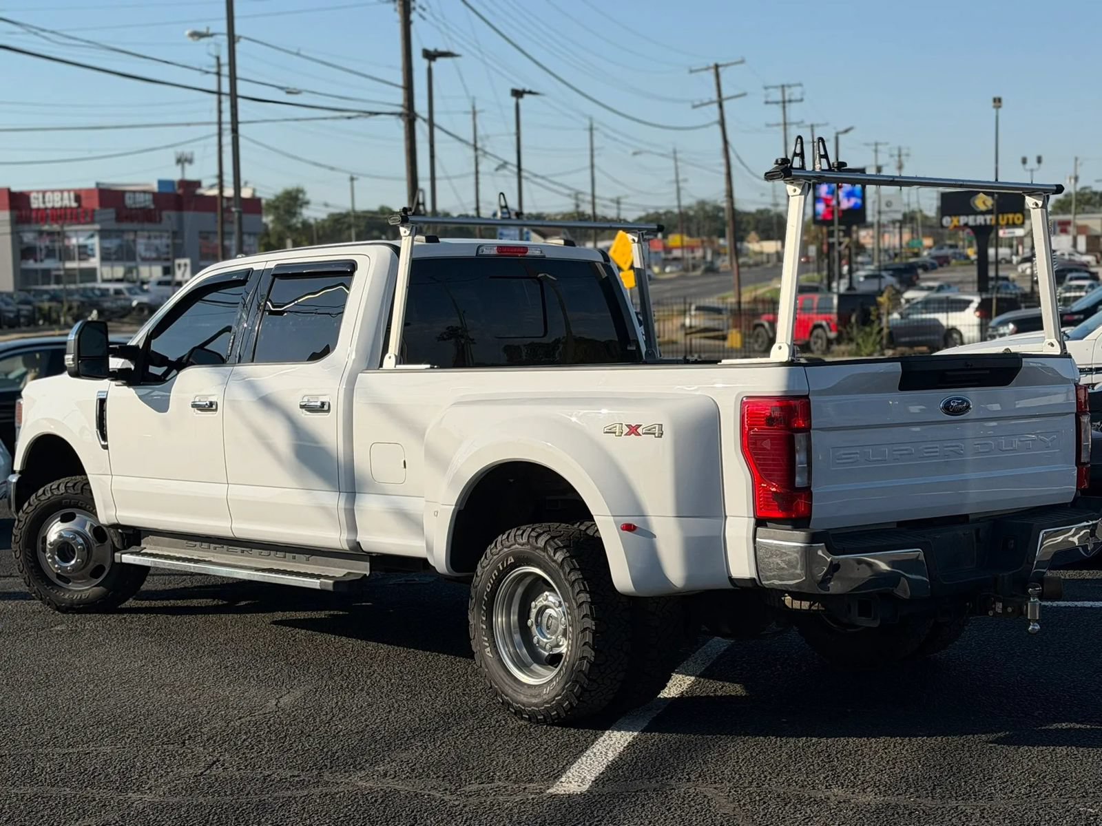 Used 2022 Ford F350 Lariat w/ Chrome Package AWD/4WD image 4