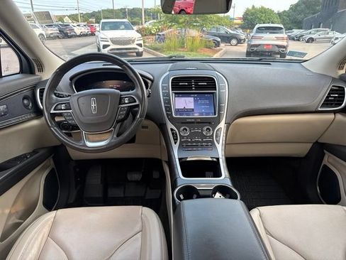 Used 2020 Lincoln Nautilus Reserve AWD/4WD image 33