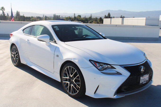 Used 2016 Lexus RC 200t RWD image 3