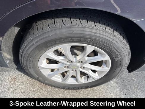 Used 2018 Chevrolet Equinox LT FWD image 12