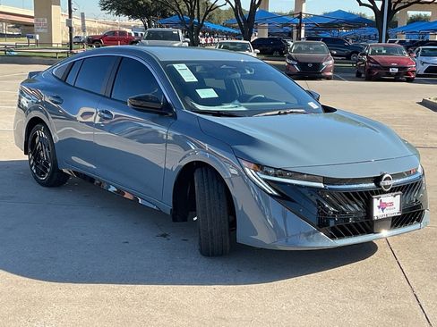New 2026 Nissan Sentra SR image 4