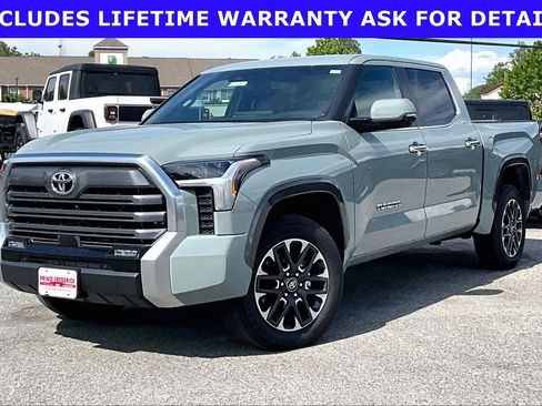 Used 2026 Toyota Tundra Limited AWD/4WD image 3
