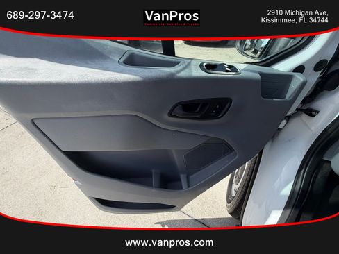 Used 2015 Ford Transit 250 148 Medium Roof RWD image 8