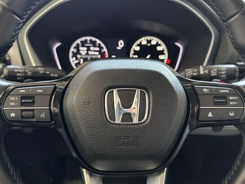 Used 2023 Honda Pilot EX-L image 11