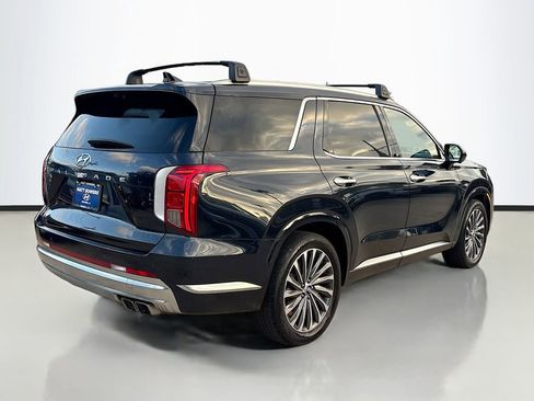 Used 2024 Hyundai Palisade Calligraphy image 5