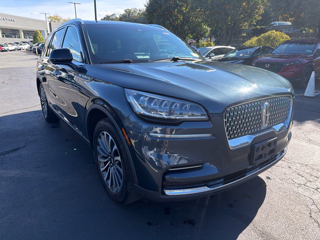 Used 2024 Lincoln Aviator Reserve w/ Elements Package Plus AWD/4WD image 6
