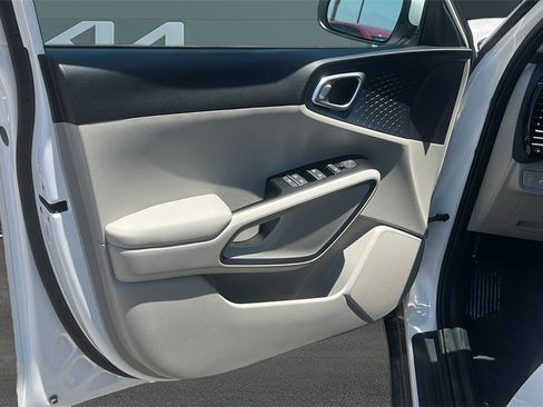 New 2025 Kia Soul EX image 21