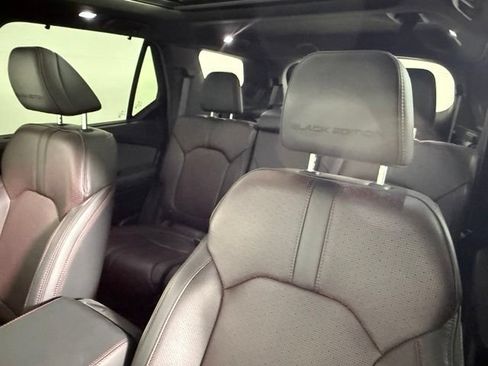 Used 2025 Honda Pilot Black Edition image 33