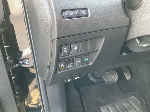 Certified 2022 Nissan Rogue Sport SL image 20