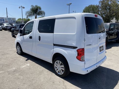 Used 2021 Nissan NV200 SV w/ Sliding Door Glass Package FWD image 9
