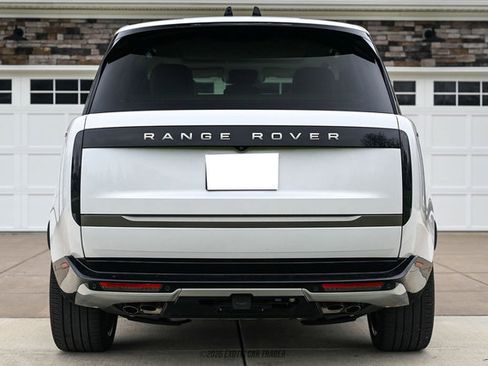 Used 2025 Land Rover Range Rover SE image 7