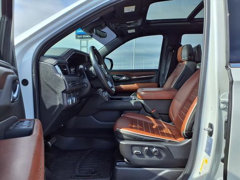 Used 2024 GMC Yukon Denali Ultimate image 25