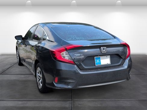 Used 2018 Honda Civic LX image 3
