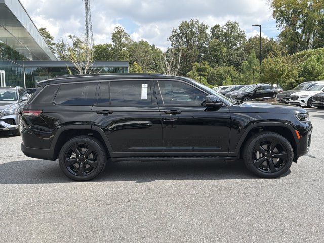 Used 2026 Jeep Grand Cherokee L Limited w/ Limited Altitude Package AWD/4WD image 9