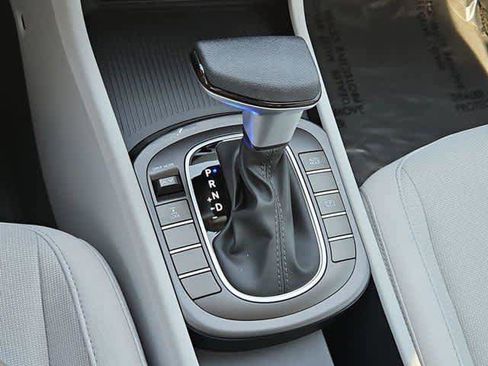 New 2026 Hyundai Kona SE image 29