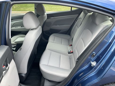 Used 2018 Hyundai Elantra SEL FWD image 29