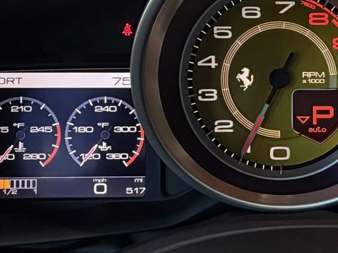 Used 2017 Ferrari California T RWD image 20