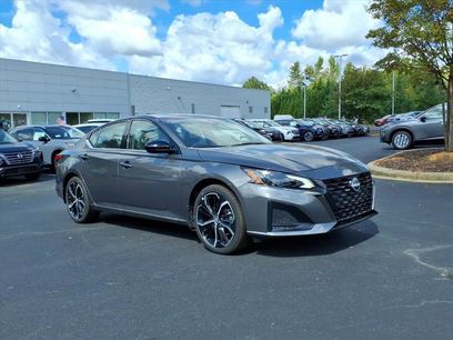 New 2025 Nissan Altima 2.5 SR