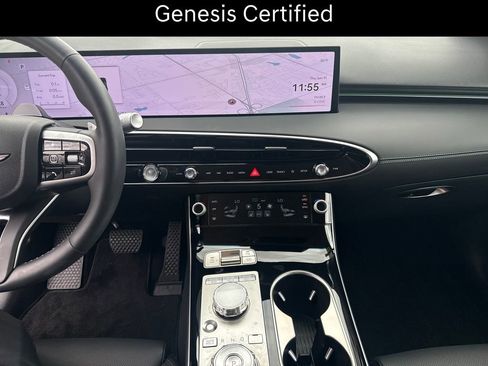 Certified 2026 Genesis GV70 2.5T AWD/4WD image 17