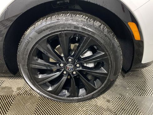 Used 2024 Buick Envista Sport Touring w/ Convenience I Package image 10