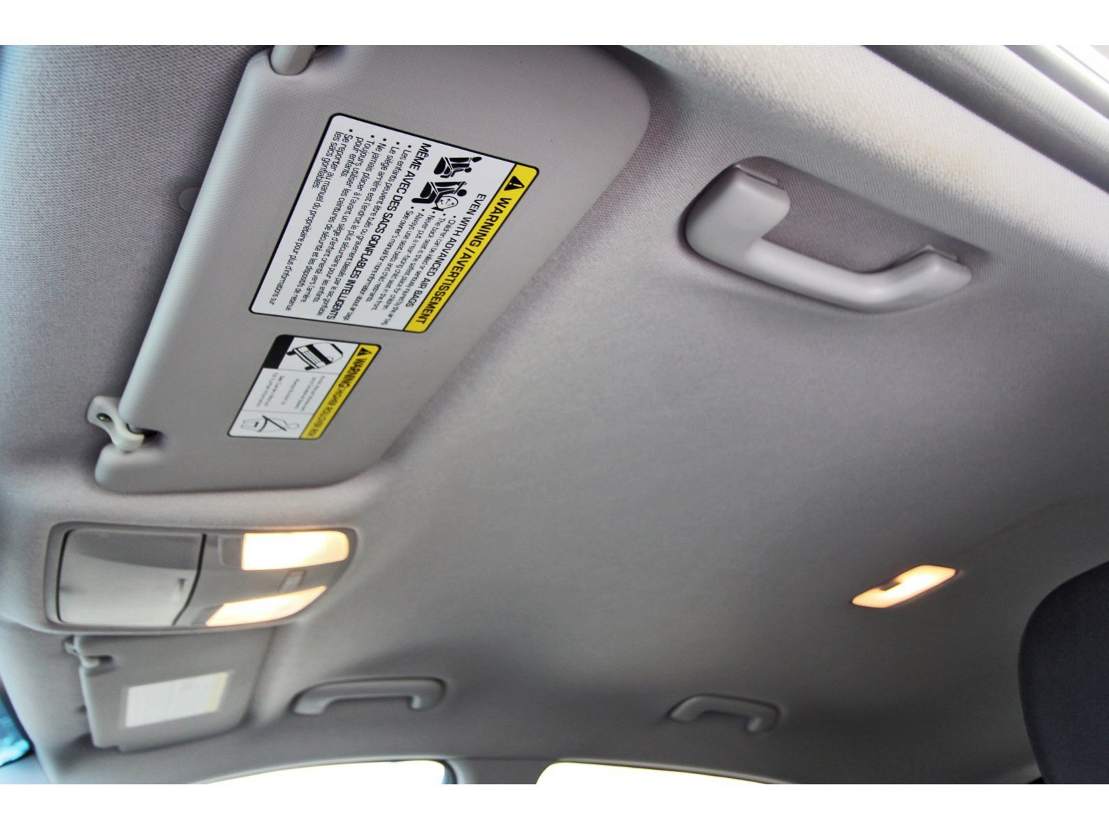 Used 2023 Hyundai Kona SEL w/ Cargo Package FWD image 31