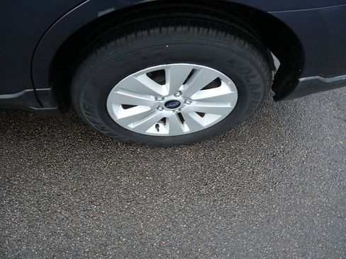 Used 2017 Subaru Outback 2.5i Premium image 35