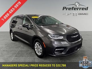 Used 2023 Chrysler Pacifica Touring-L FWD video 1